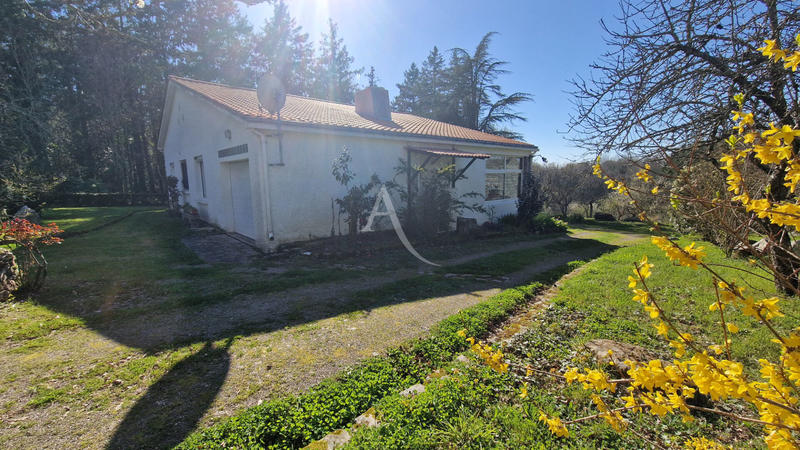 Maison - 94 m² - 5 pièces