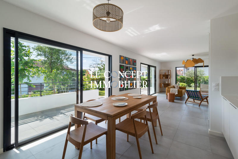 Appartement - 111 m² - 4 pièces