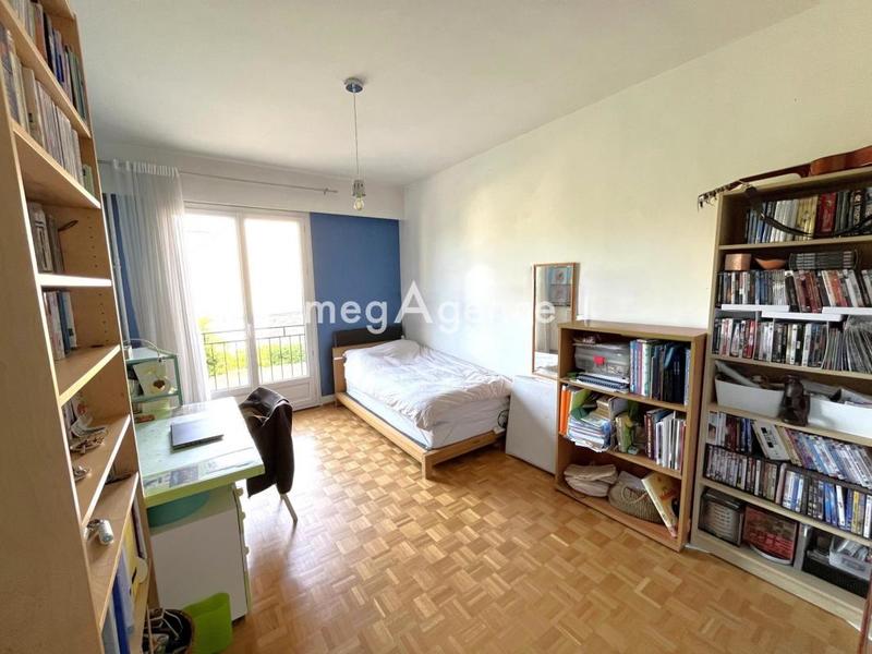 Appartement - 165 m² - 6 pièces