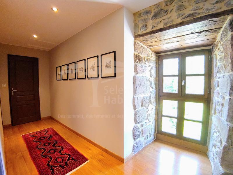 Château - 450 m² - 12 pièces