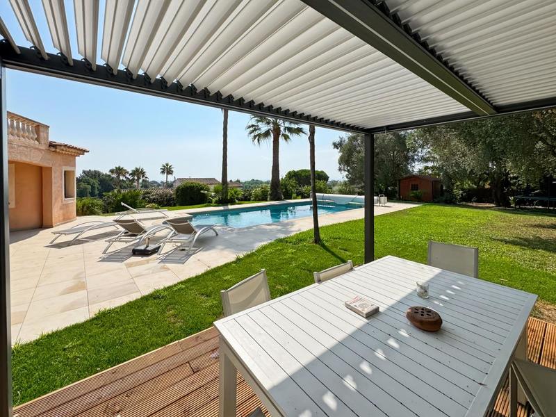 Villa - 350 m² - 9 pièces