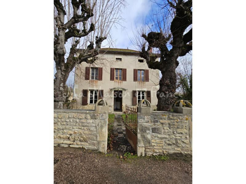 Maison - 110 m² - 6 pièces