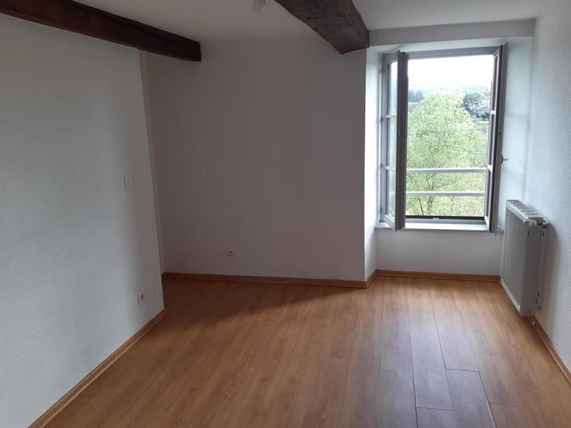 Maison - 102 m² - 4 pièces