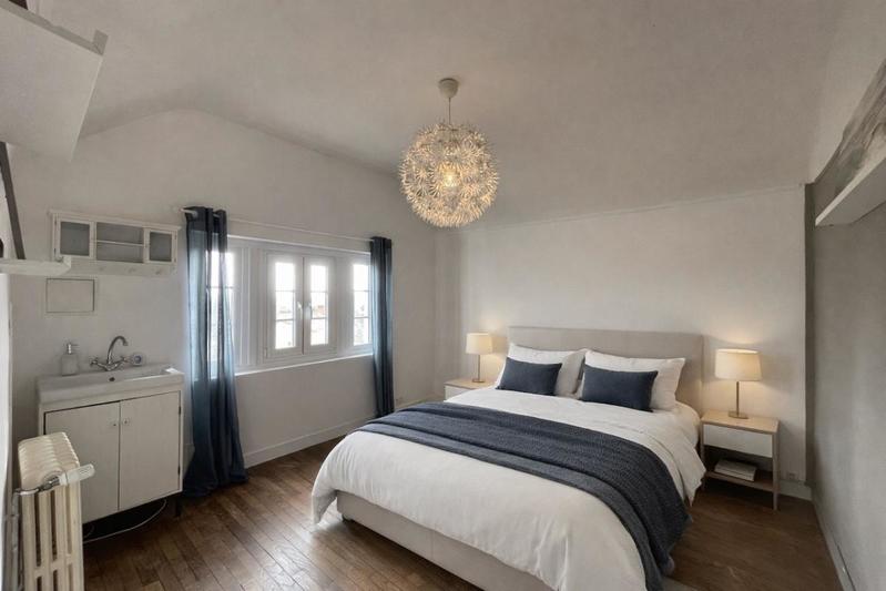 Maison d'architecte - 137 m² - 8 pièces