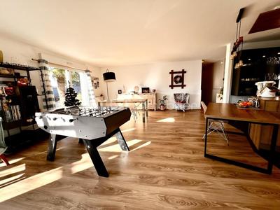 Maison - 152 m² - 7 pièces