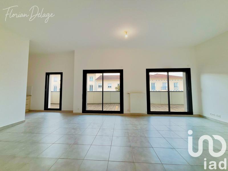 Appartement - 93 m² - 4 pièces