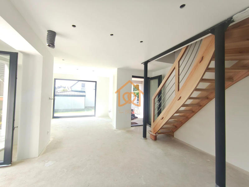 Appartement - 120 m² - 5 pièces