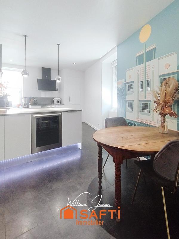 Duplex - 225 m² - 7 pièces