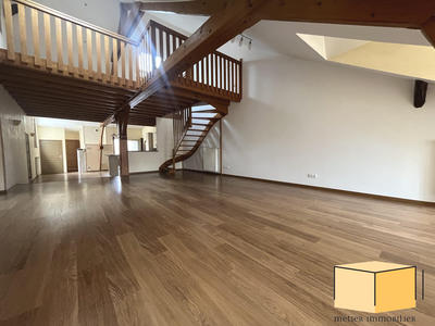 Appartement - 152 m² - 4 pièces