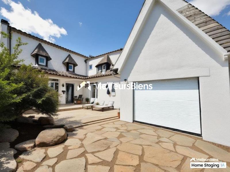 Maison - 125 m² - 8 pièces