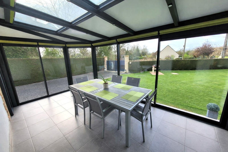 Maison - 94 m² - 5 pièces