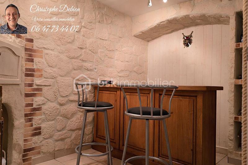 Pavillon - 199 m² - 7 pièces