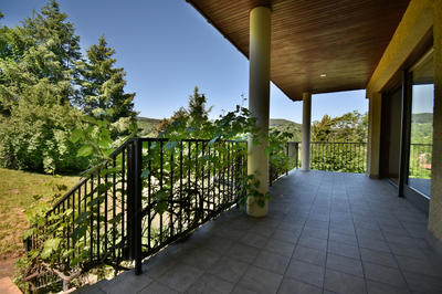 Maison - 215 m² - 10 pièces