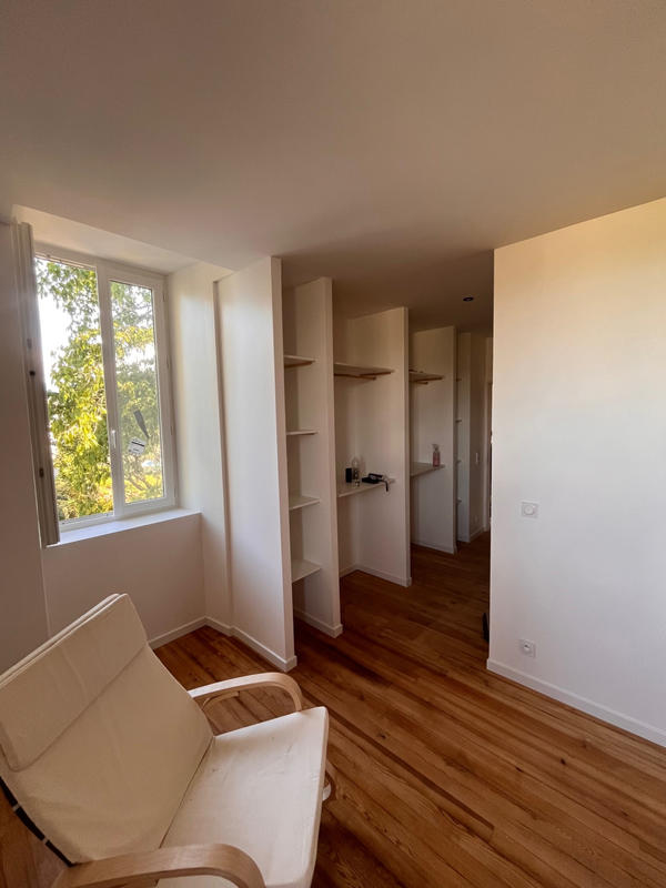 Maison - 205 m² - 5 pièces