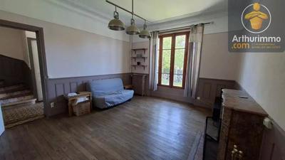 Maison - 149 m² - 7 pièces