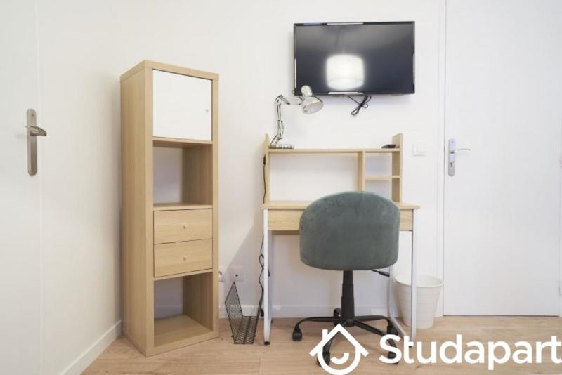 Chambre - 13 m² - 1 pièce