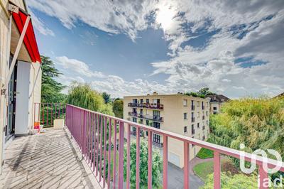 Appartement - 100 m² - 5 pièces