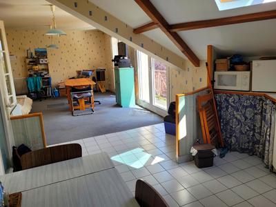 Appartement - 70 m² - 1 pièce