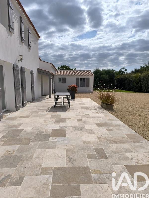 Maison - 184 m² - 7 pièces