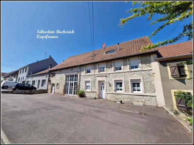 Maison en pierre - 236 m² - 7 pièces