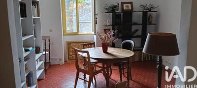 Appartement - 95 m² - 6 pièces