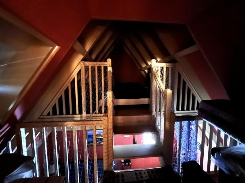 Demeure - 250 m² - 10 pièces