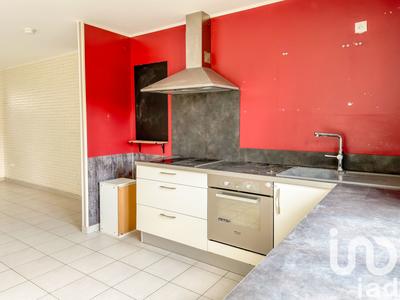 Maison - 90 m² - 5 pièces