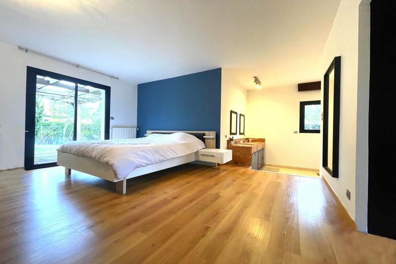 Maison d'architecte - 235 m² - 5 pièces