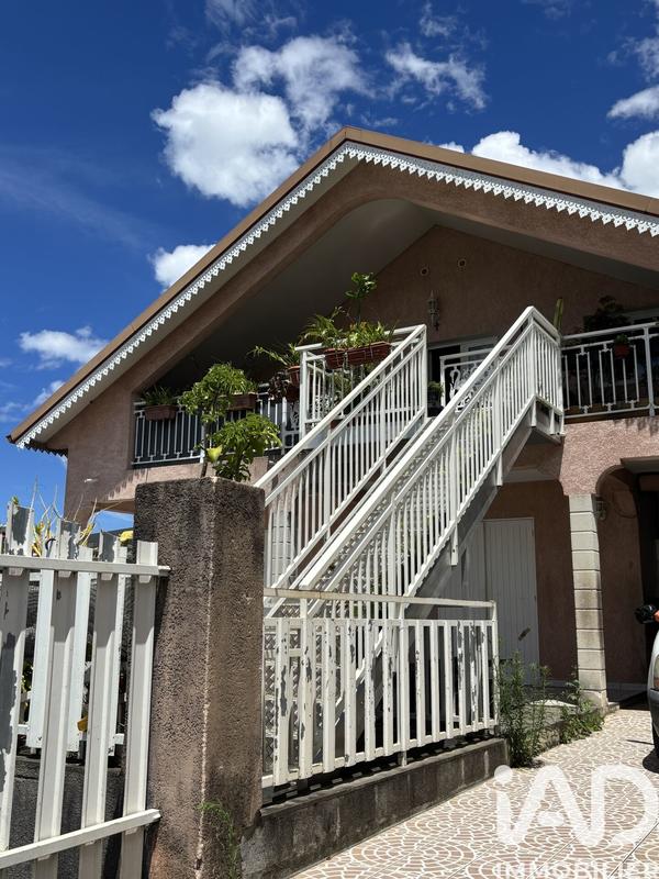 Maison - 369 m² - 13 pièces