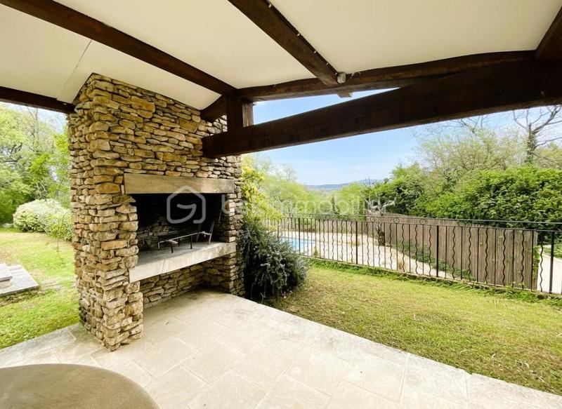 Maison - 106 m² - 6 pièces