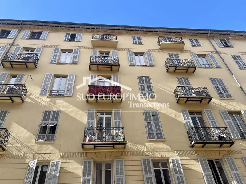 Appartement - 60 m² - 4 pièces