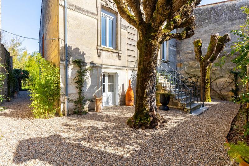 Maison ancienne - 167 m² - 6 pièces