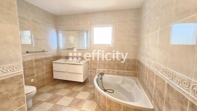 Pavillon - 177 m² - 6 pièces