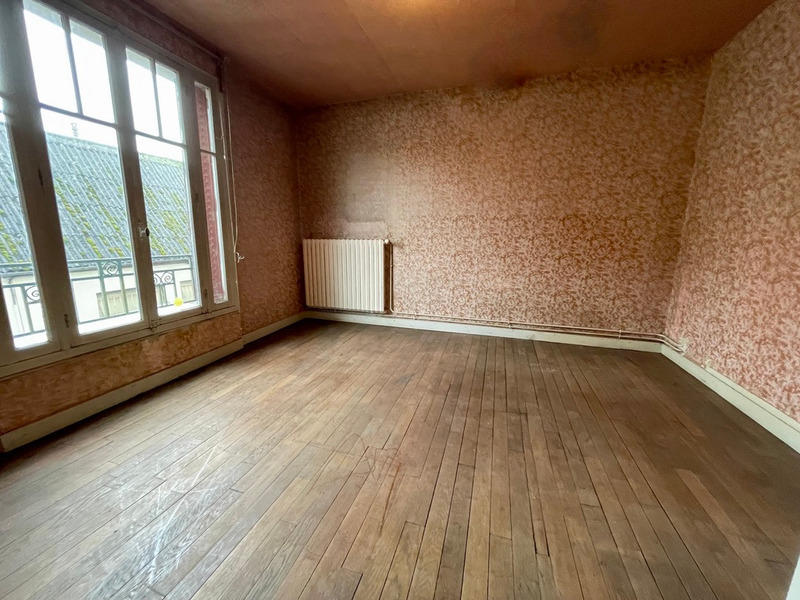 Maison - 110 m² - 6 pièces