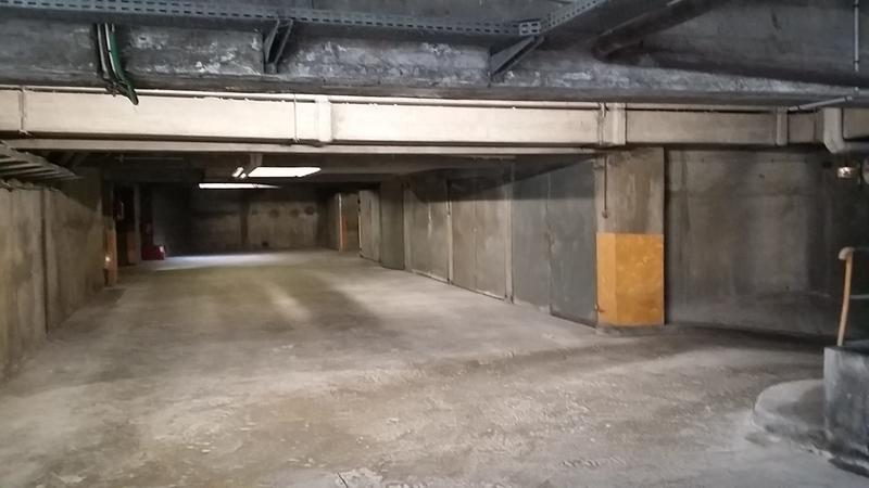 Parking / Garage - 13 m²