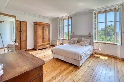 Villa - 277 m² - 7 pièces