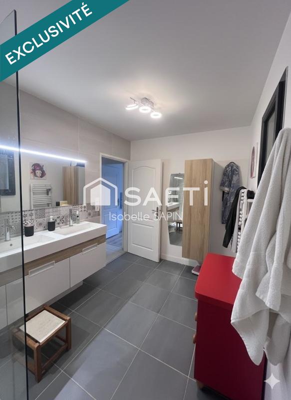 Maison - 123 m² - 4 pièces