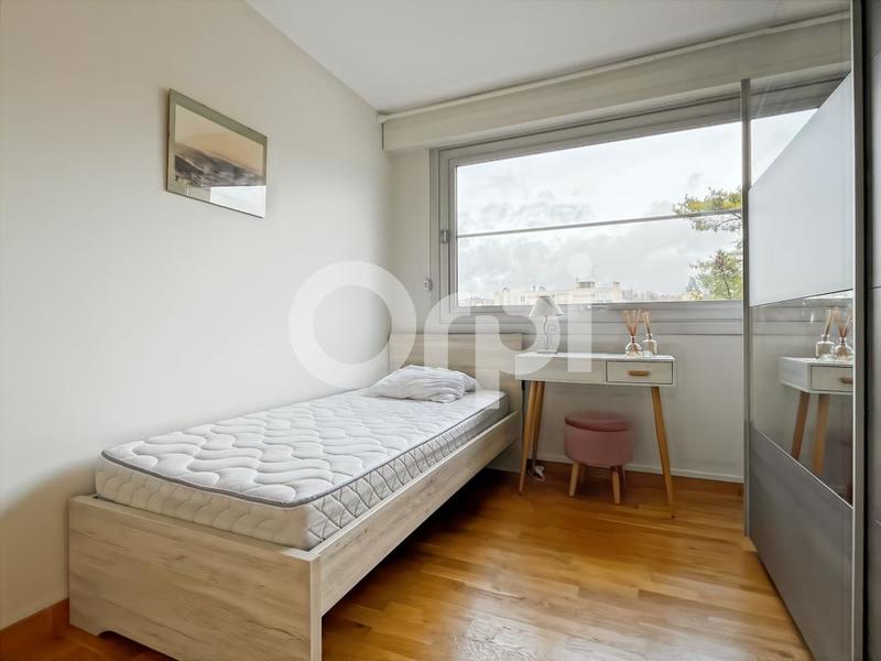 Appartement - 99 m² - 4 pièces