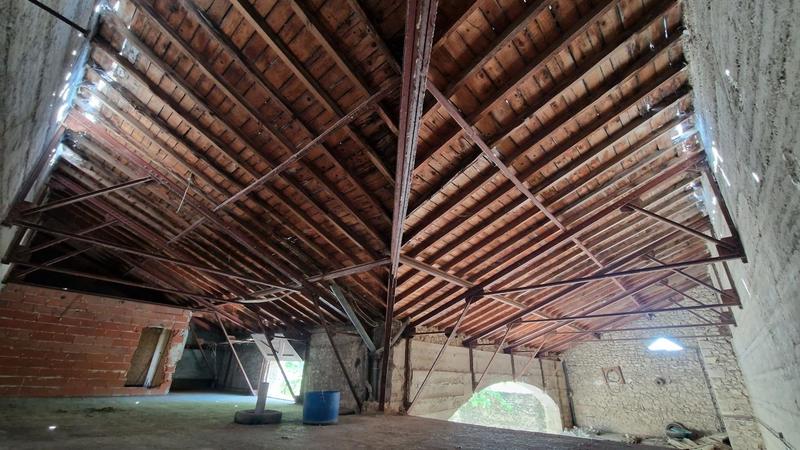 Maison - 200 m² - 8 pièces