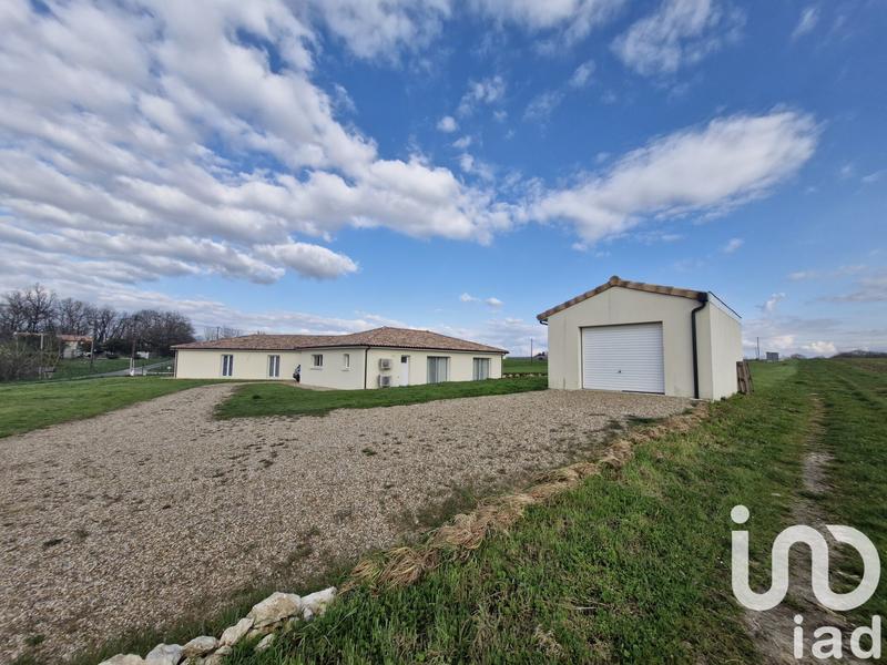 Maison - 325 m² - 8 pièces