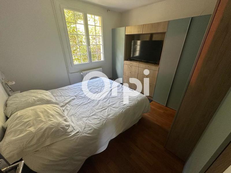 Maison - 161 m² - 8 pièces