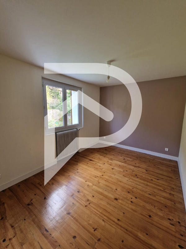 Maison - 91 m² - 4 pièces