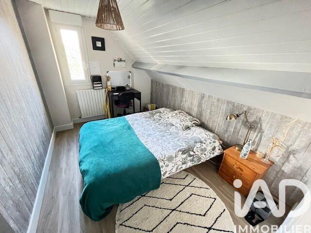 Maison - 128 m² - 7 pièces