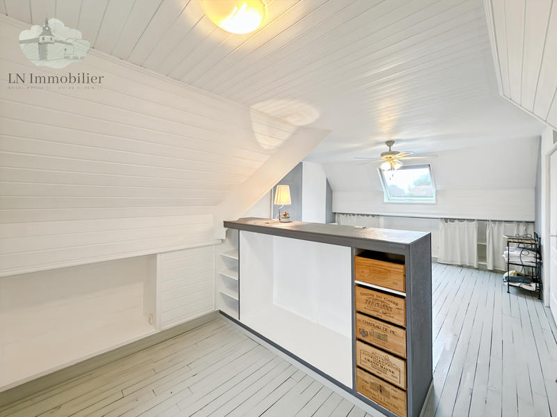 Maison - 167 m² - 8 pièces