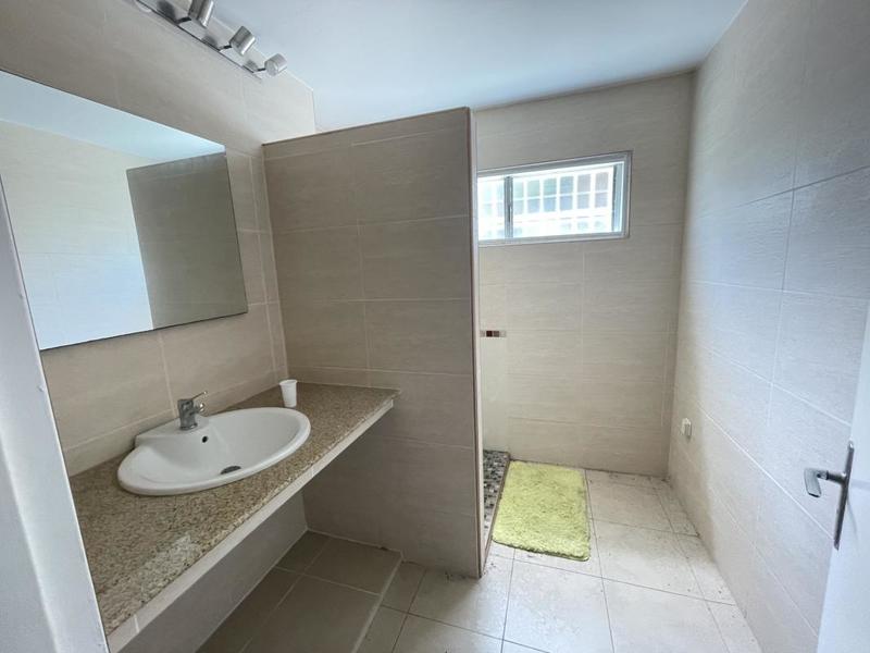 Appartement - 94 m² - 4 pièces