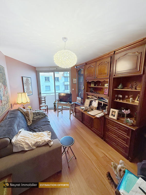 Appartement - 135 m² - 6 pièces