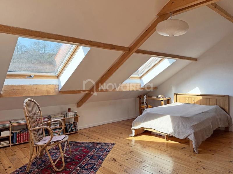 Propriété - 445 m² - 12 pièces