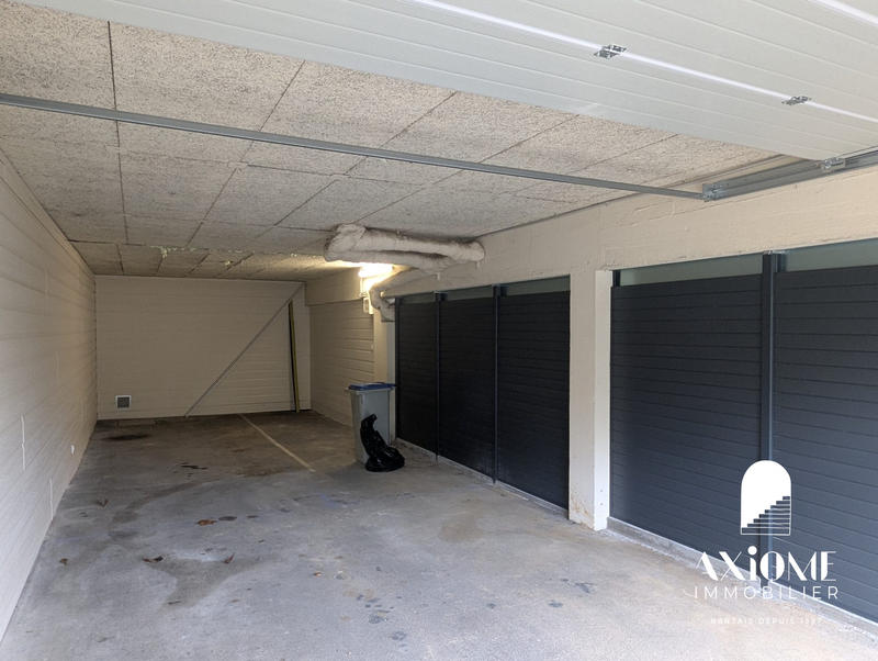 Parking / Garage - 45 m²