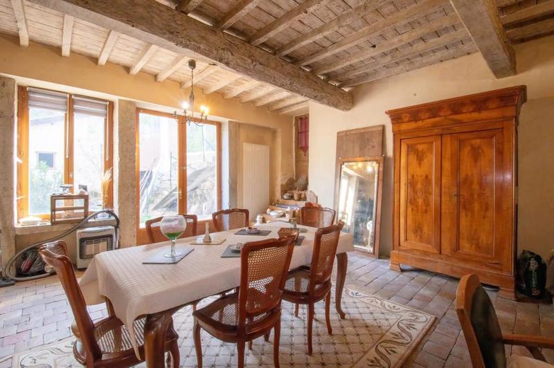 Maison - 275 m² - 7 pièces