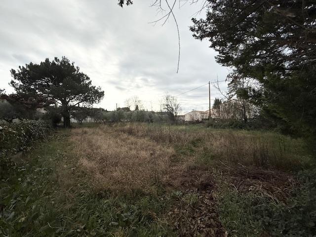 Terrain constructible - 1 147 m²